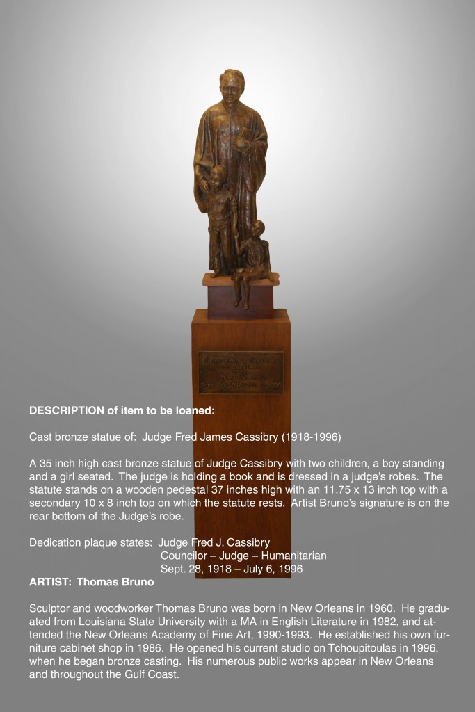 Description-Photo of statue